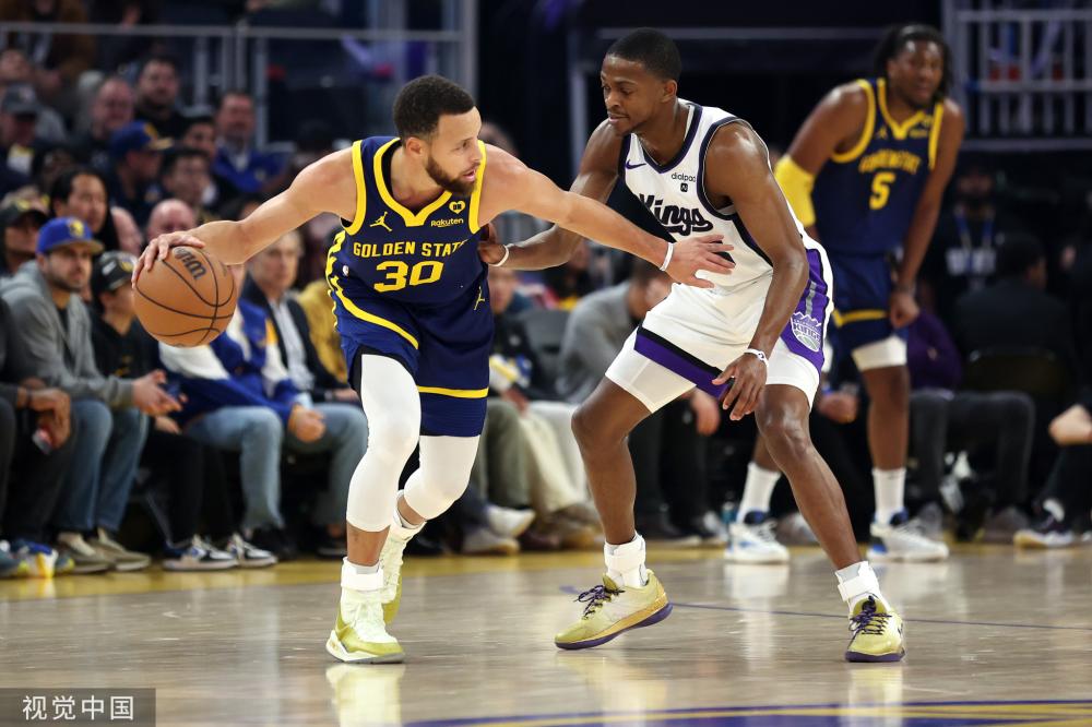 正是他在各 正是他在各