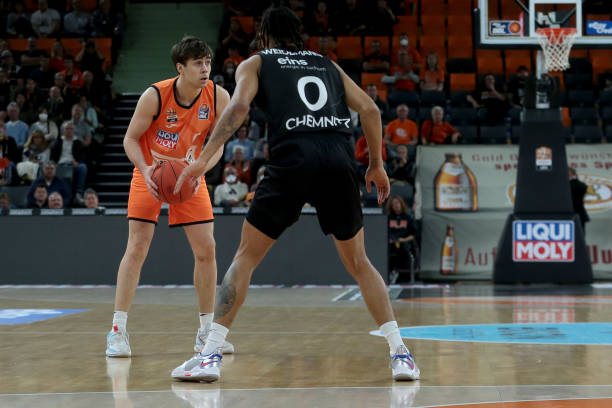 让其在选择 让其在选择