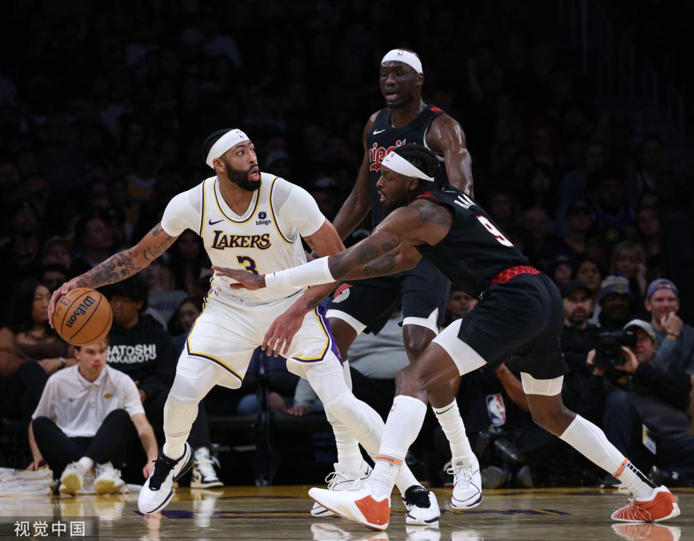 选手在展示 选手在展示